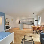 City Center Apartment