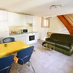The River Holiday Apartment