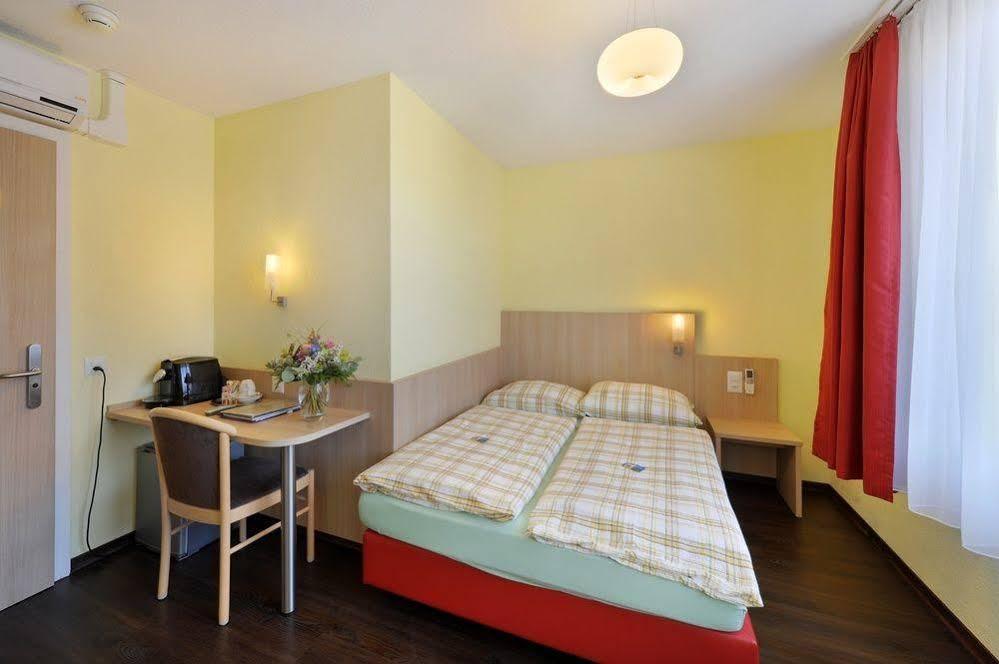 Derby - Action & Relax Hub Interlaken