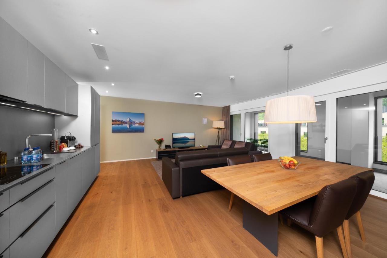 Apartment Swiss - *
