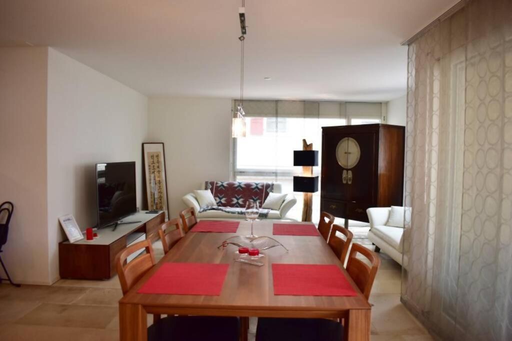 Modern 모던 Apartment *