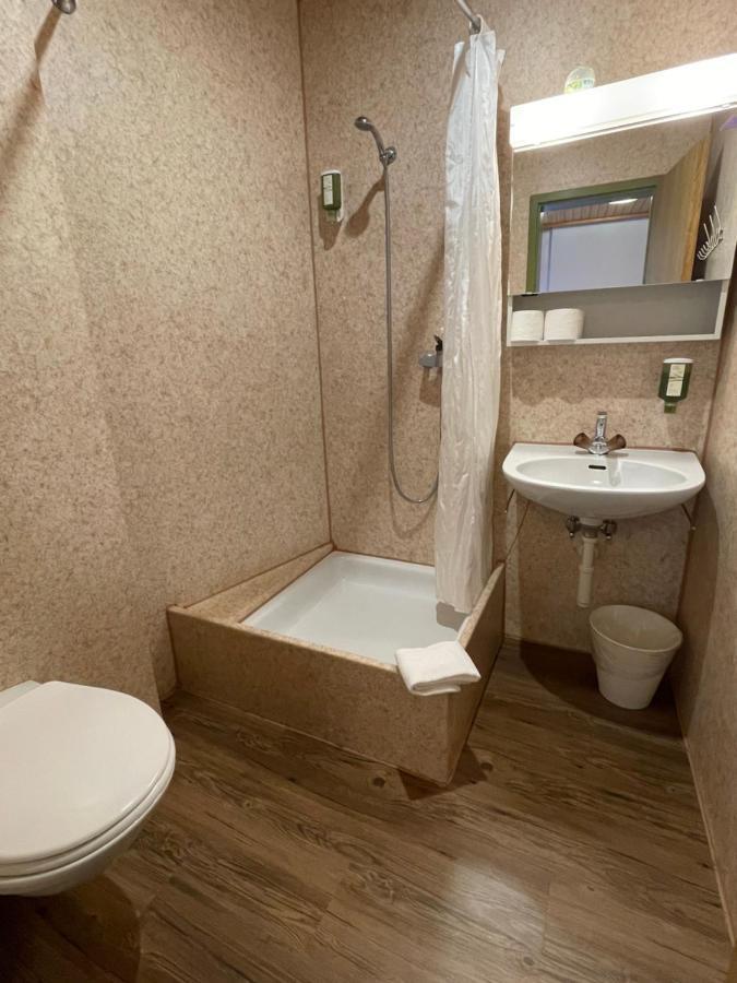 Downtown 9 Guest house *
