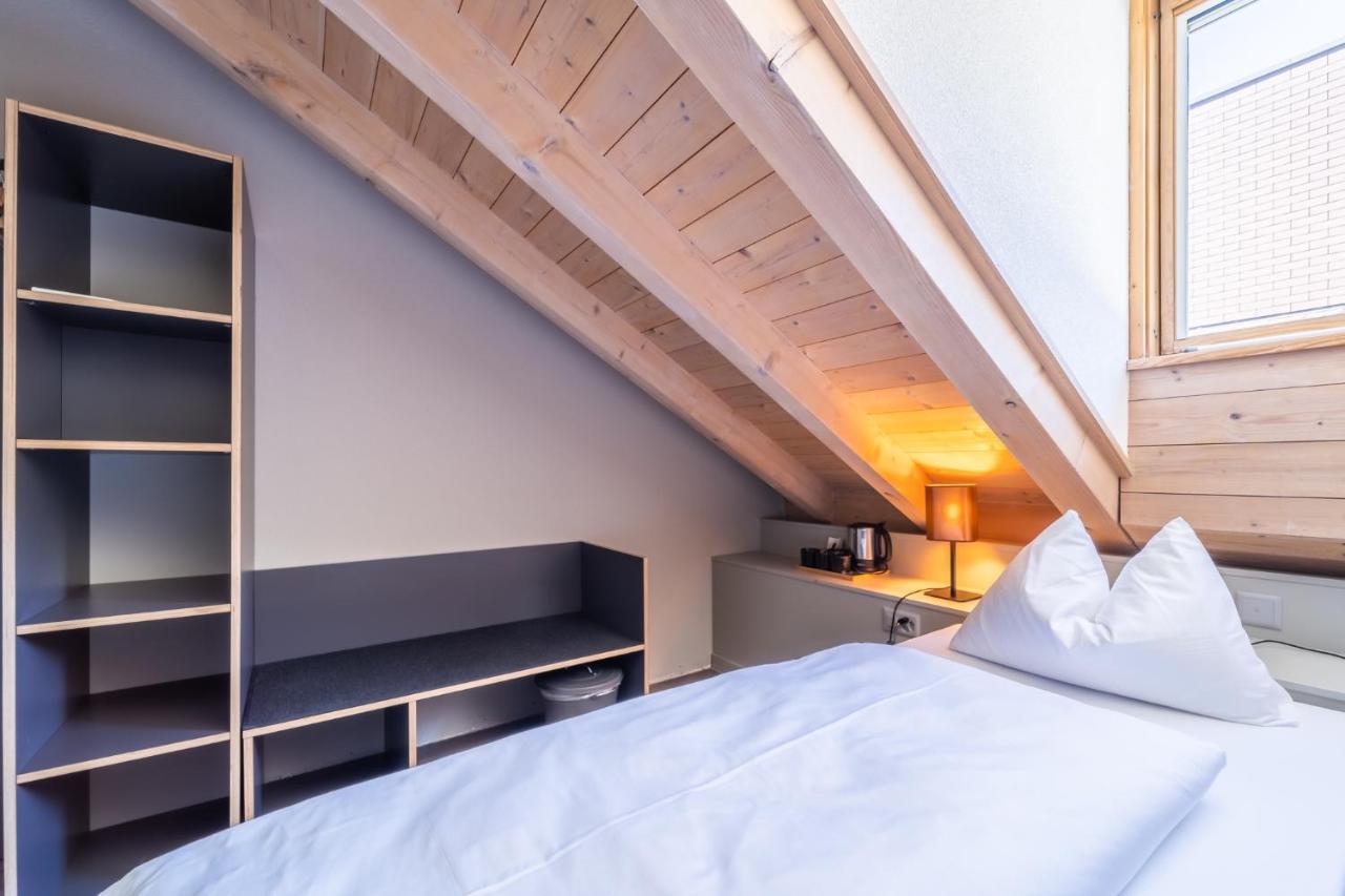 The By The Hey Hotel 3*