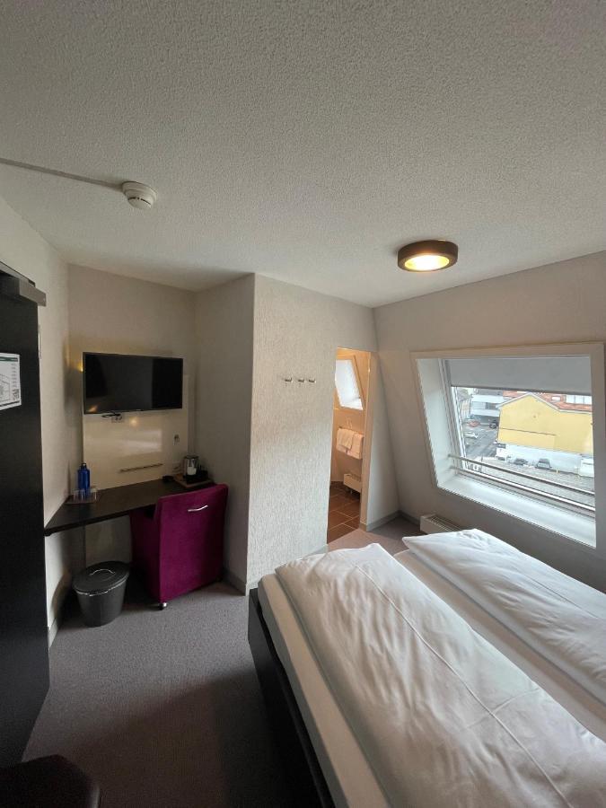 The By The Hey Hotel