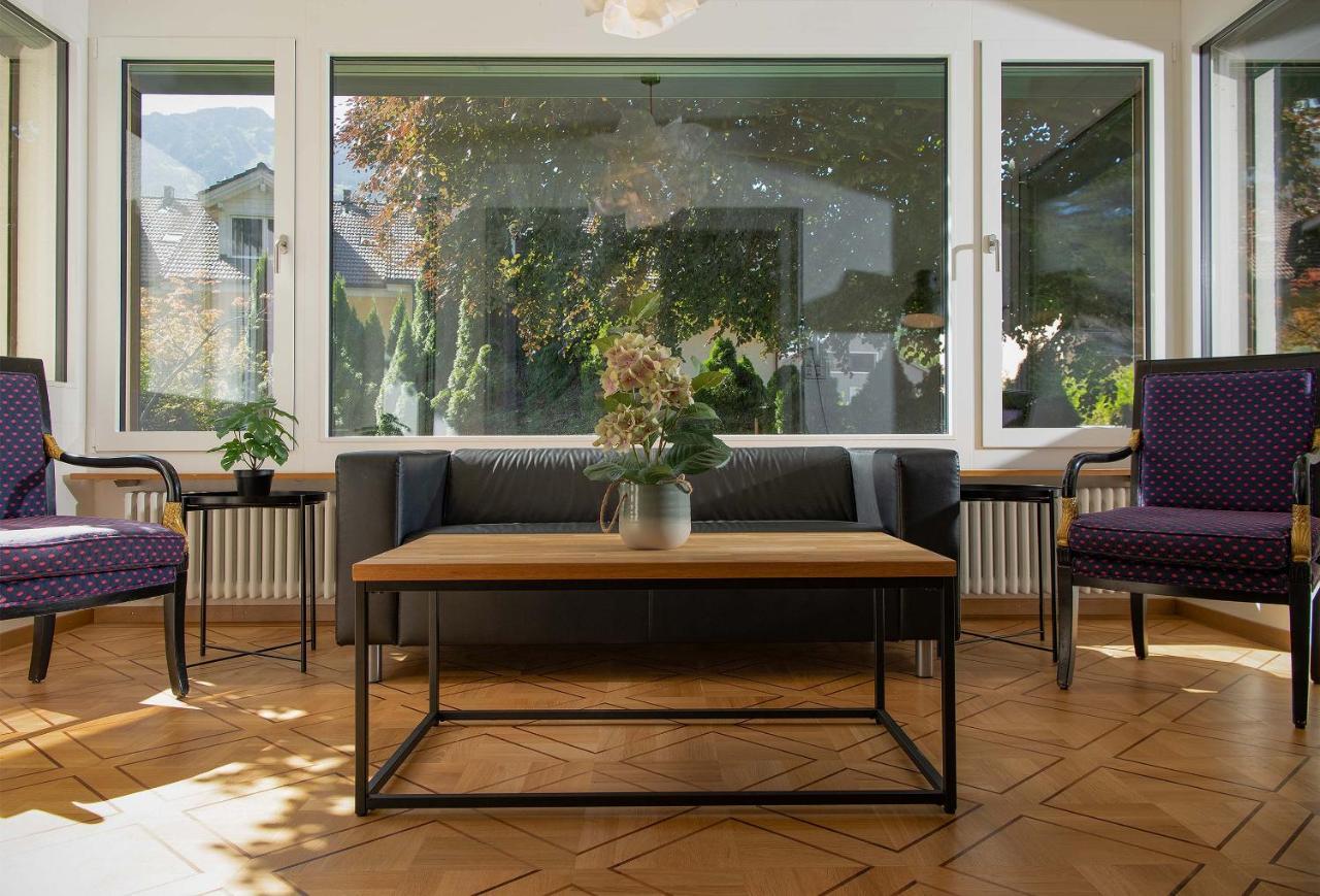 Boutique J87 Villa *