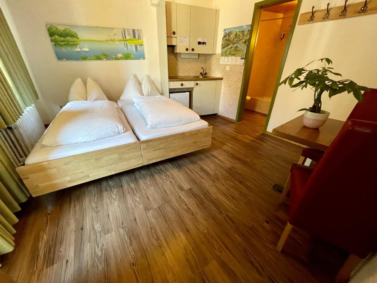 Downtown 9 Guest house *