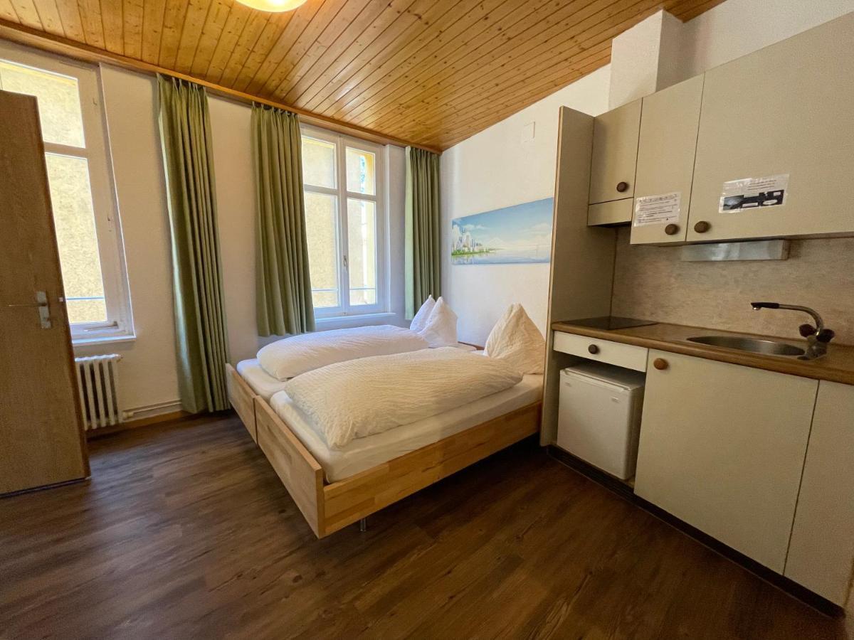 Guest house Downtown 9 *