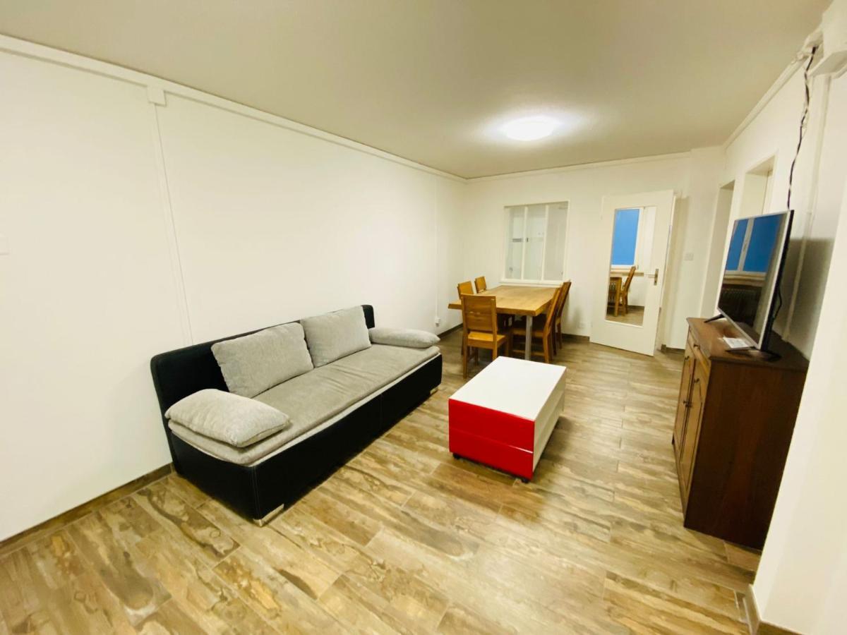 3 - Bedroom - 48 Interlaken