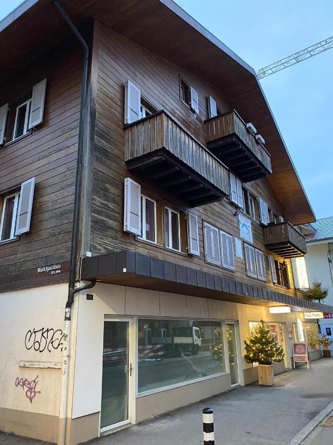 Apartment 3 - Bedroom - 48 *