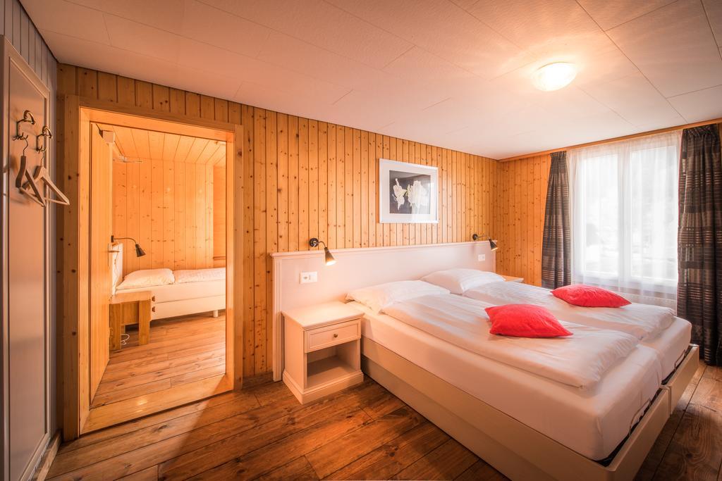 Tell And Hotel 3*