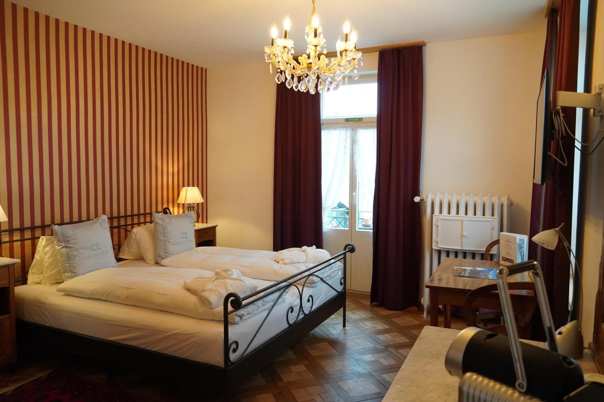 Carlton-europe Vintage Adults Hotel 4*