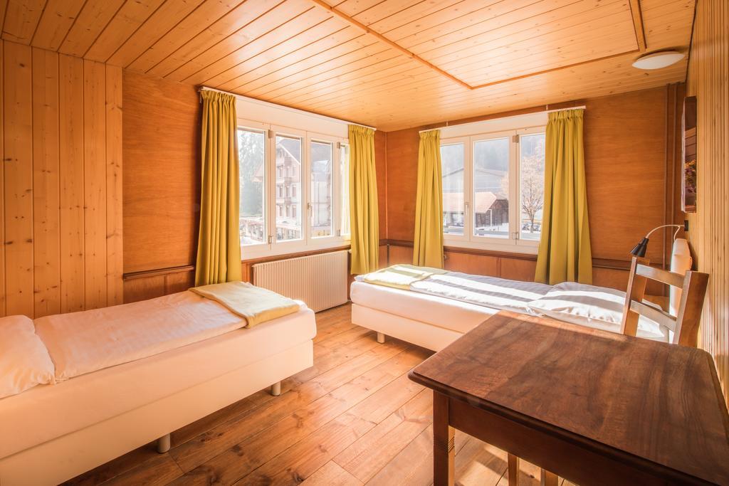 Hotel Tell And
