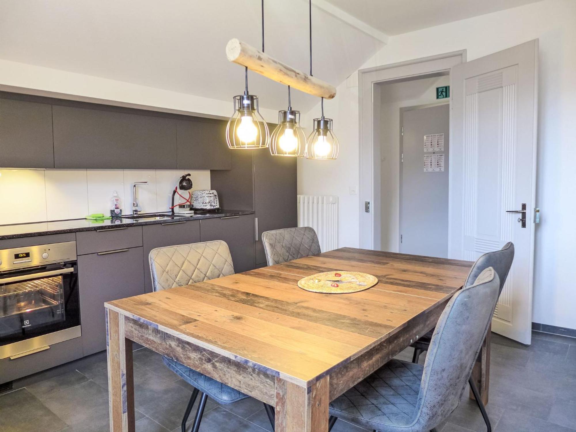 Henry's 300 By Interhome