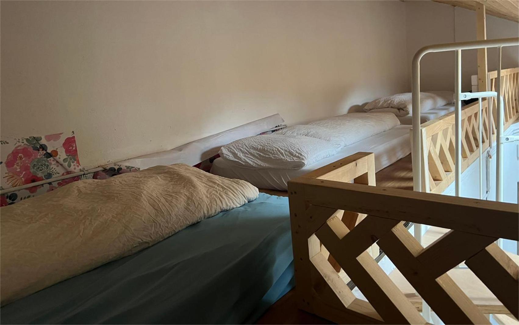 Saberana 11 Guest house *