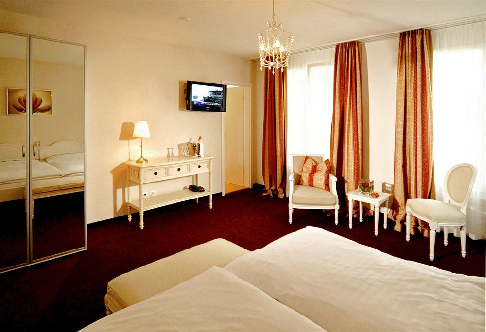 Hotel Weisses Kreuz 3*