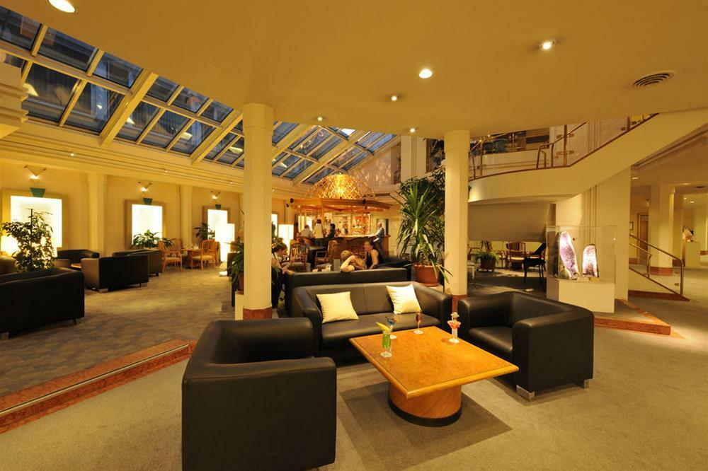 Metropole Hotel 4*