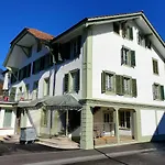 Interlaken Town House Sleeps 12 Guests Central