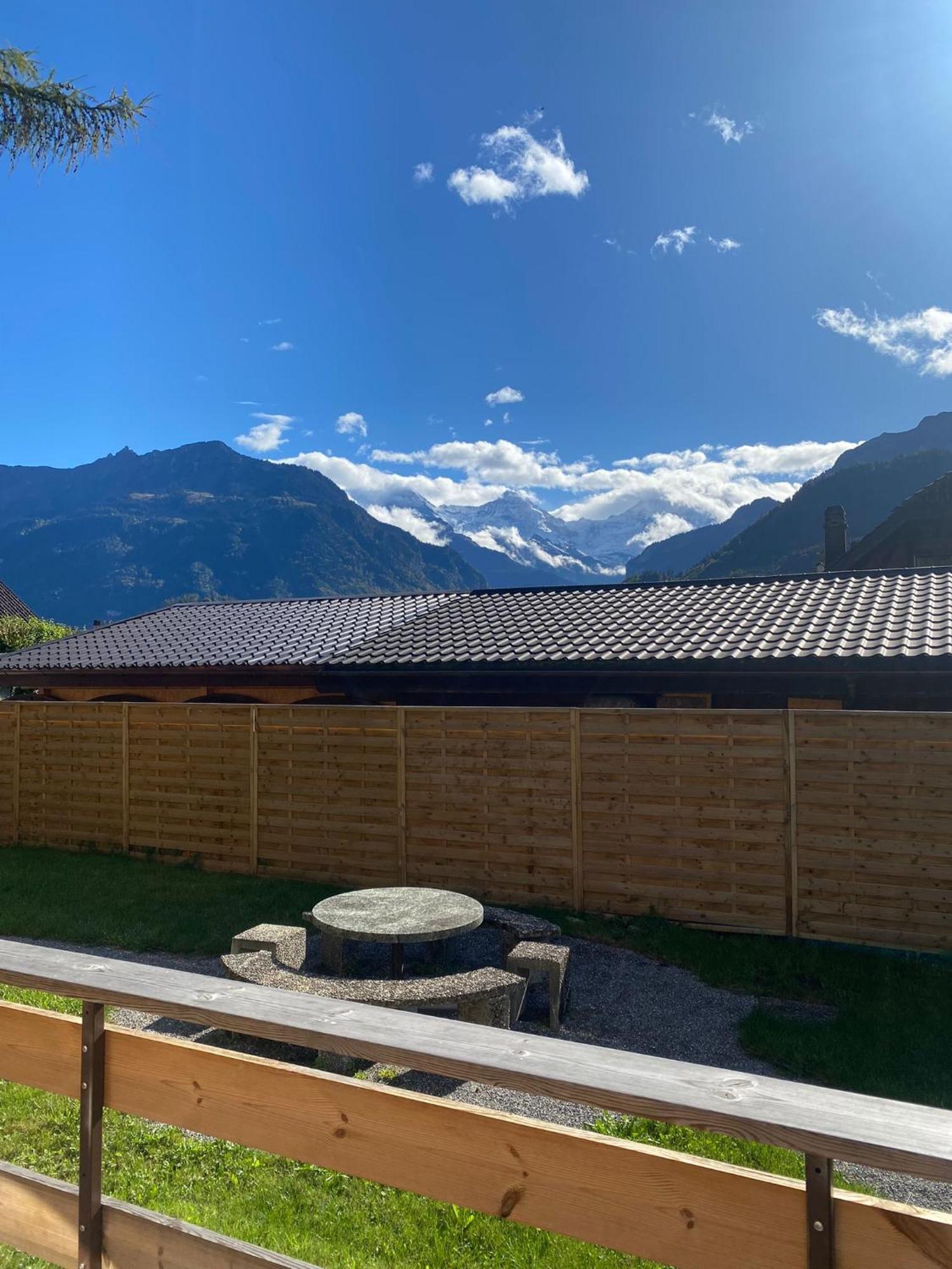 Unique Tiny Eco With Gorgeous Views To Jungfrau Massiv
