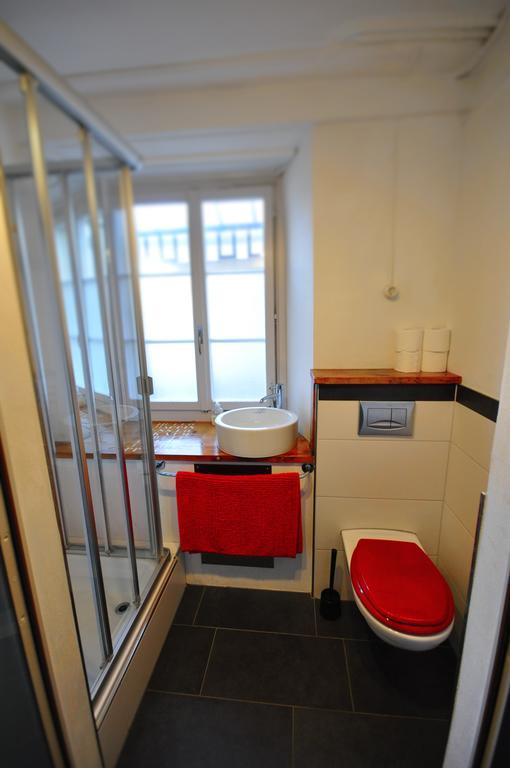 Apartment Town House Sleeps 12 Guests *