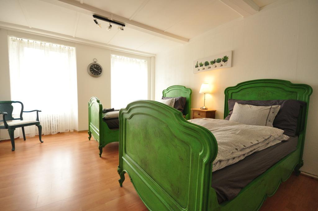 Town House Sleeps 12 Guests Apartment *