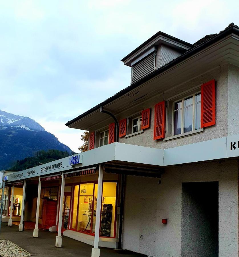 Bahnhof West