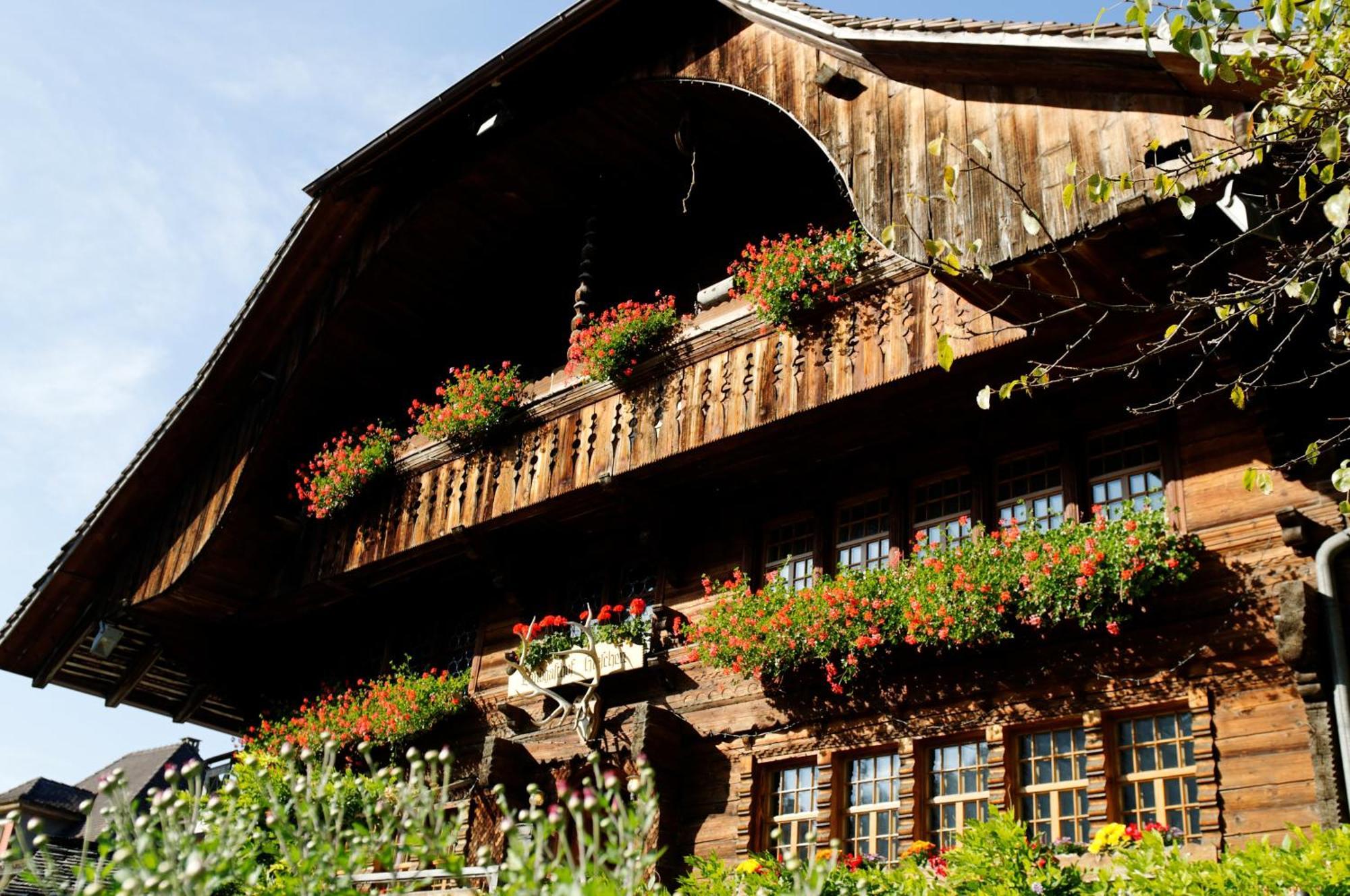 Hotel Restaurant Hirschen 2*