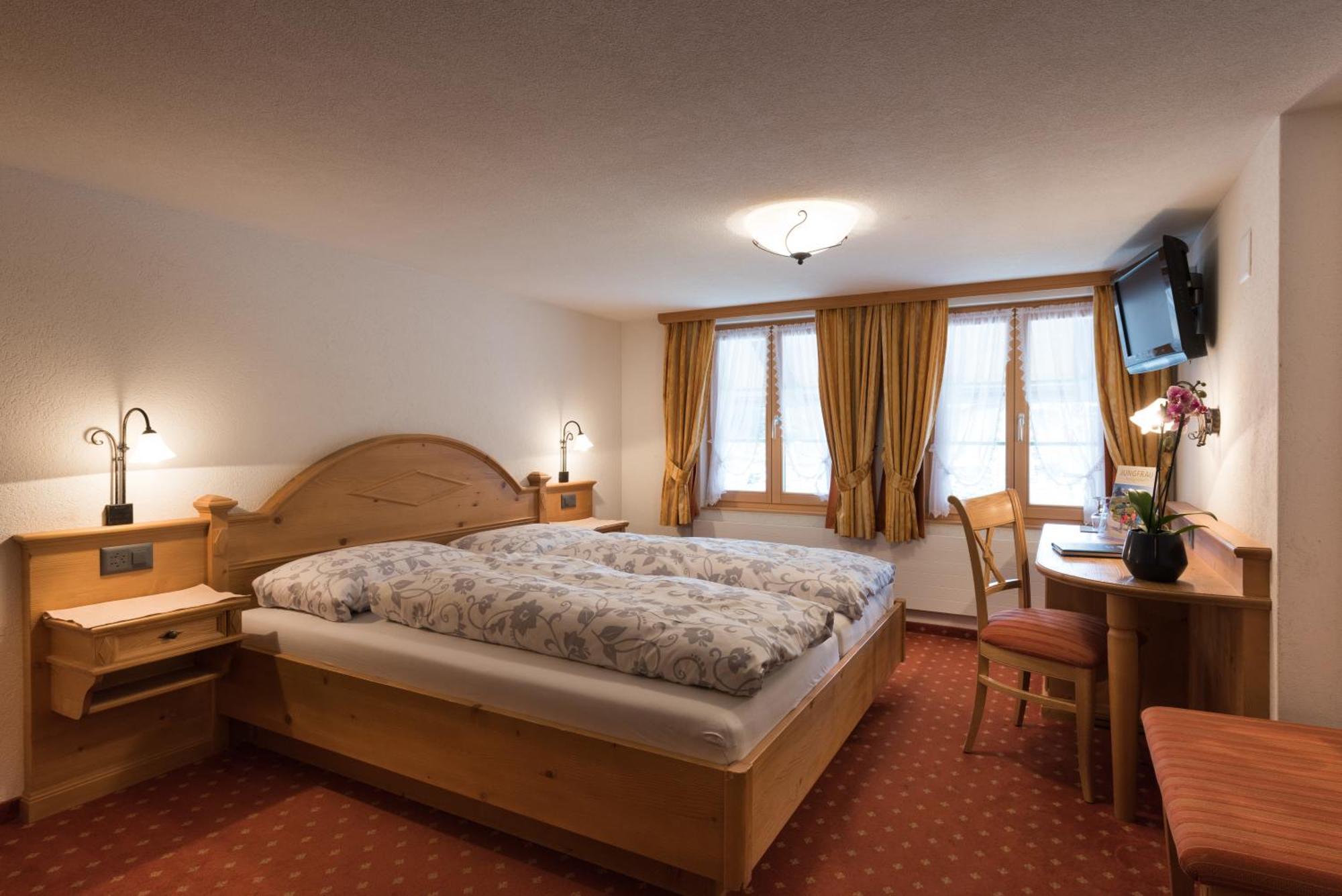 Restaurant Hirschen Hotel Unterseen