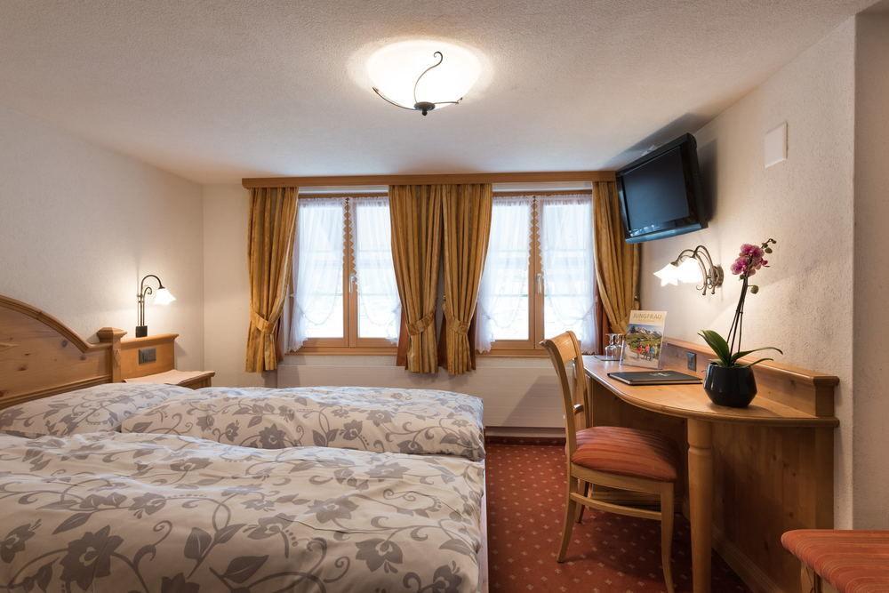 Hotel Restaurant Hirschen 2*