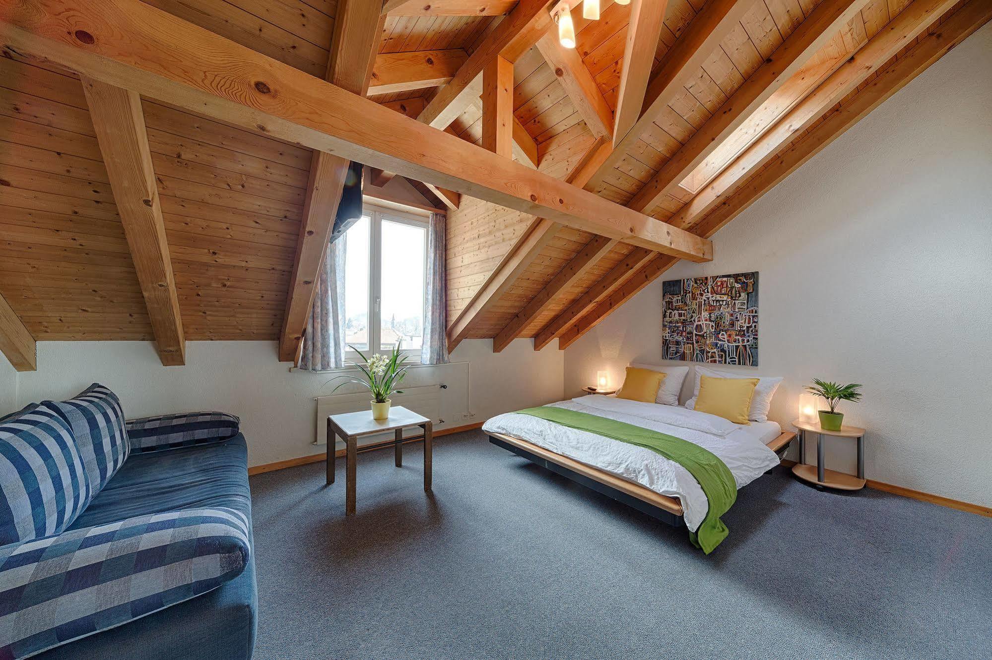 Hotel Blume 2*