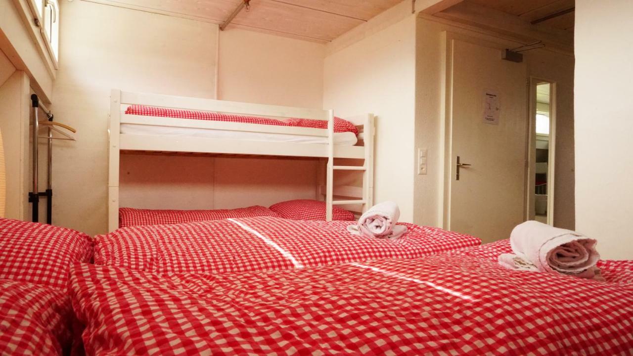 Hostel Adventure